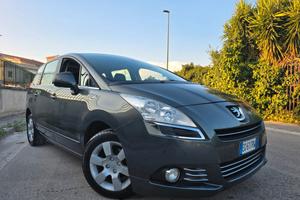 PEUGEOT 5008 TECNO 1.6 HDI 2012 NUOVISSIMA