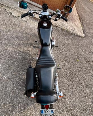 o Harley-Davidson Sportster 883 Centenario - 2003