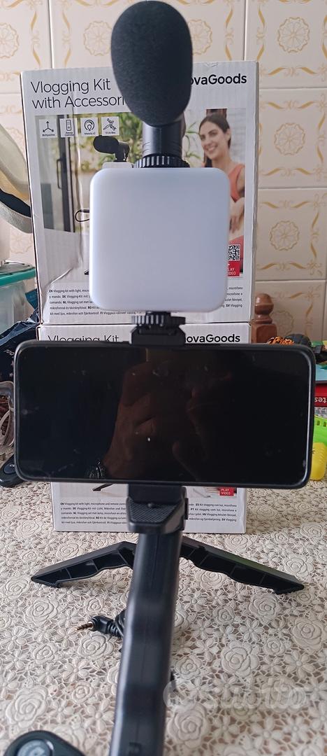 Kit Vlogging InnovaGoods Plodni - Luce LED, Microfono, Telecomando, Treppiede