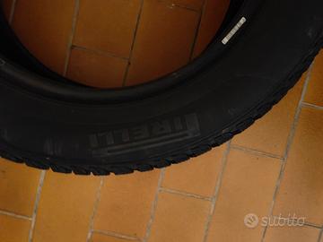 Pneumatici invernali Pirelli