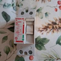 Magnetotermico differenziale Bticino D723A/25