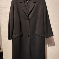 Tailleur giacca lunga e abito grigio antracite