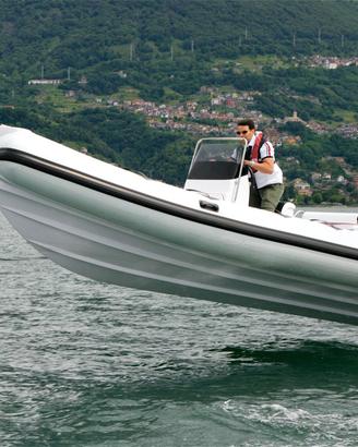 Gommone SELVA SLINE 650 con motore 150 XSR