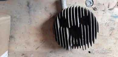 Testata motore vespa-piaggio-98-faro-basso