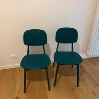Due Sedie in propilene per interno/esterno