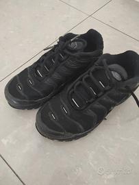 scarpe Nike TN numero 34
