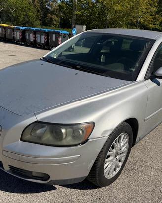 VOLVO V50 2.0 D cat Summum senza nessun lavoro d
