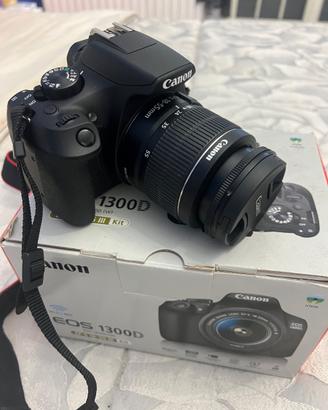 Reflex canon qm1300D