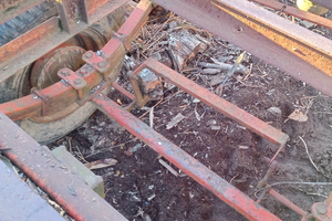 Rimorchio arlunno 4 ruote ribaltabile trilaterale