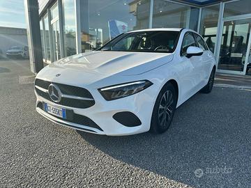 MERCEDES-BENZ A 180 Automatic Advanced