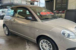Lancia Ypsilon 1.2 69 CV Unyca