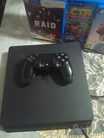 Playstation  4  SONY 500 GB seminuova