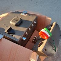 Serratura a pompa, triplice, con chiavi