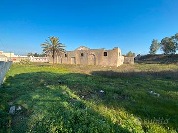 Trepuzzi ex stabilimento vinicolo