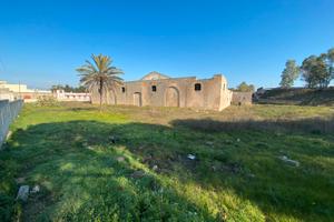 Trepuzzi ex stabilimento vinicolo