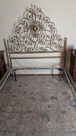 Letto (1 piazza e 1/2) in ferro battuto