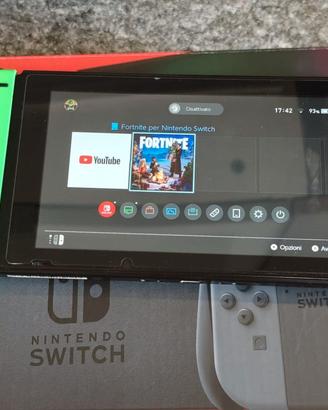 Nintendo Switch V2 (Batteria Migliorata) + 4 Joy-C