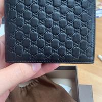 Portafoglio originale Gucci mai usato con custodia