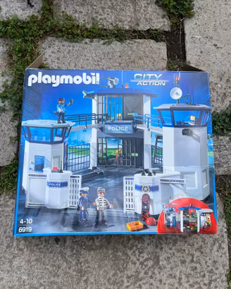 Set Playmobil City Action caserma della polizia