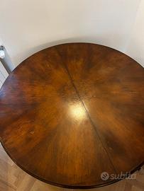Tavolo antico tondo