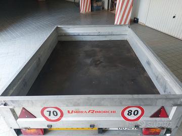 Carrello Umbra anno 2010, portata 600 kg