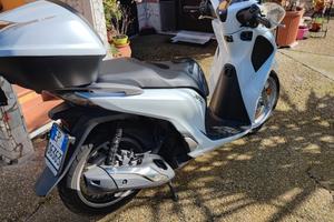 Honda sh 150i 