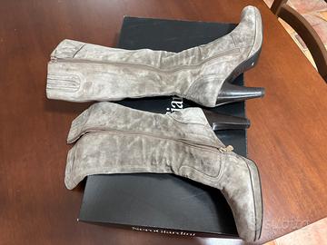 Stivali come nuovi prezzo trattabile