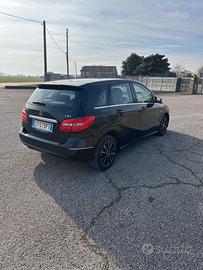 Mercedes Classe B 180