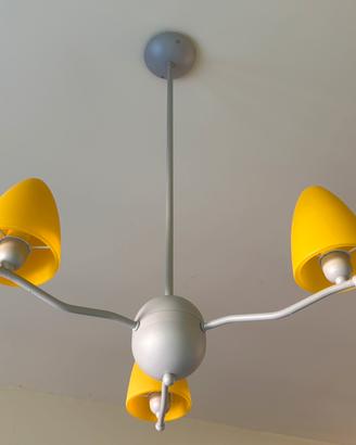 Lampadario giallo