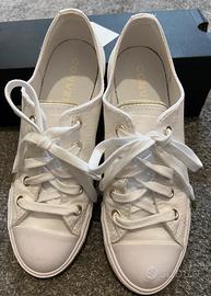 Converse limited edition bianche