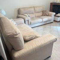 Divani Poltrone e Sofà 