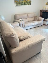 Divani Poltrone e Sofà 