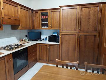 Cucina Scavolini angolare con elettrodomestici