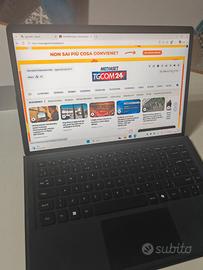 MINISFORUM V3 3-in-1 32GB/1TB – batteria nuova