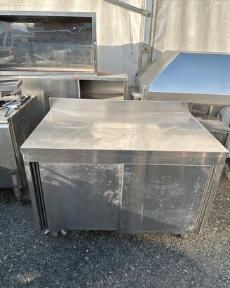 Tavolo armadito in acciaio 120x70