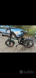 Bicicletta elettrica fat bike
