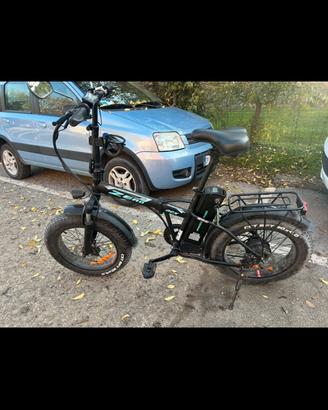 Bicicletta elettrica fat bike