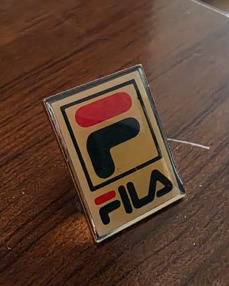 N.2 spille da bavero Fila