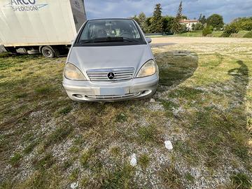 Mercedes classe A 170 cdi del 2001  A 700€
