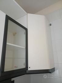Lavabo piu' angolo cucina