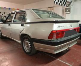 ALFA ROMEO 75 1.8 IE da restaurare Permuto