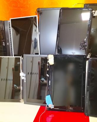 9 Display Notebook  anche con cerniere e scocca