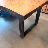 Tavolo arigianale in legno massiccio pezzo unico