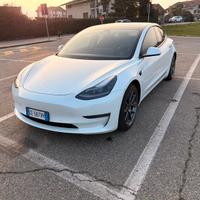Tesla model 3 2021 long range (dual motor)