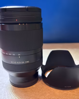 SONY FE 24-240MM F/3.5-6.3 OSS