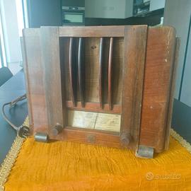 Radio d'epoca a valvole Telefunken mod. 544