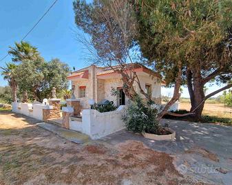 700m dal mare 4km da spiagge villetta 5posti