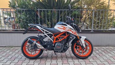 KTM DUKE 390