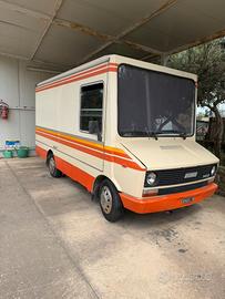 fiat daily adibito a panineria 