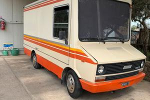 fiat daily adibito a panineria 